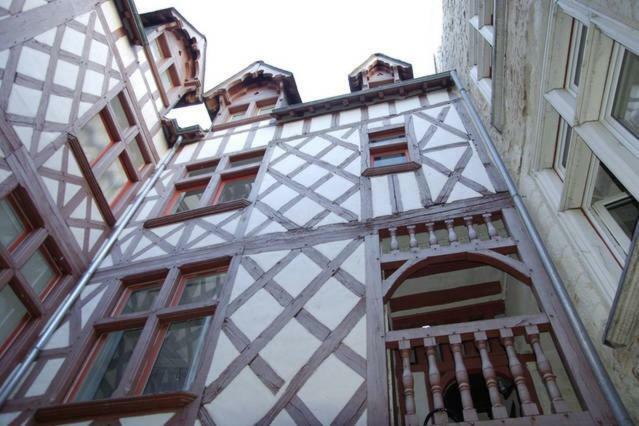 Charme Et Confort Blois Centre Apartamento Exterior foto